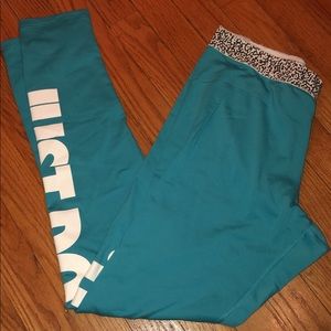 Nike leggings